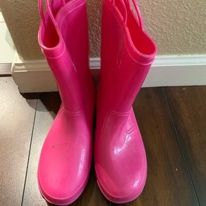 Adorable pink girls rain boots
